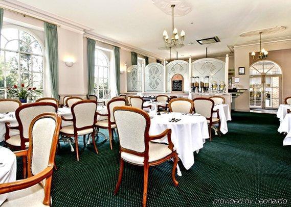 Rowville International Hotel Étterem fotó
