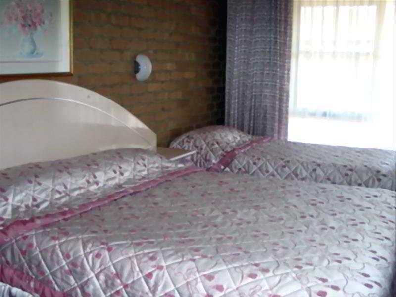 Rowville International Hotel Kültér fotó
