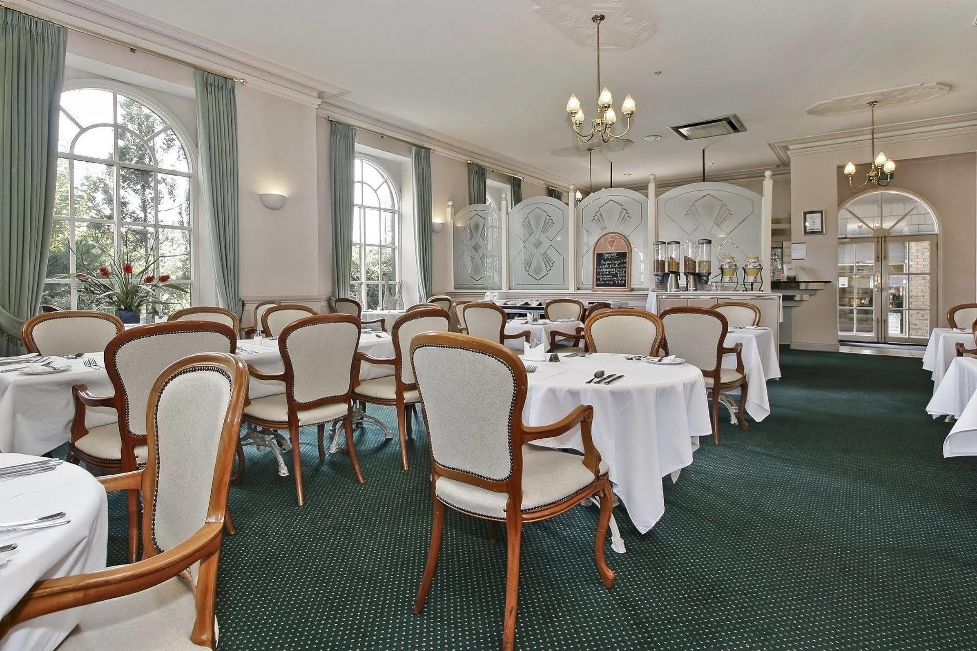 Rowville International Hotel Kültér fotó